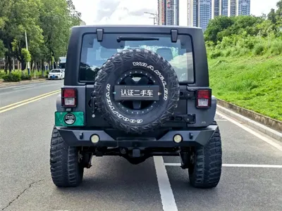 Jeep Wrangler 2011, 100000 км, за 10299.63 USD - фото 6