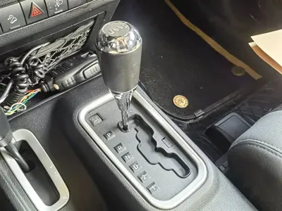 Jeep Wrangler 2011, 100000 км, за 10299.63 USD - фото 14