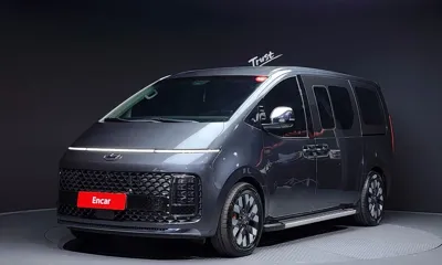 Hyundai Staria · 2023 год