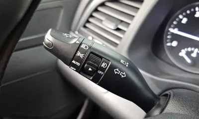 Hyundai Avante 2018, 28951 км, за 8456.94 USD - фото 29