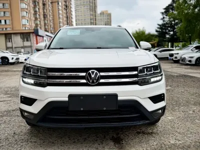 Volkswagen Tharu 2021, 54000 км, за 15670.39 USD