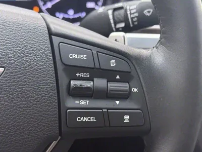 Hyundai Genesis 2016, 223594 км, за 5827.81 USD - фото 17