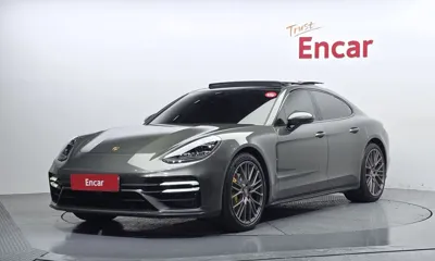 Porsche Panamera · 2023 год