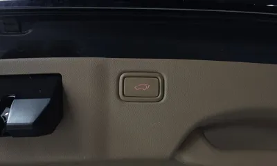 Kia Canival 2018, 91825 км, за 9321.26 USD - фото 31