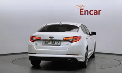 Kia K5 2013, 112158 км, за 3745.93 USD