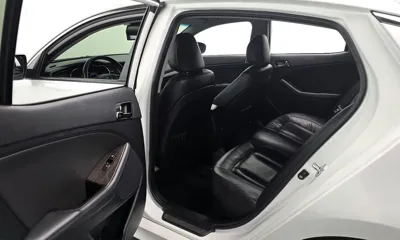 Kia K5 2013, 112158 км, за 3744.22 USD - фото 12