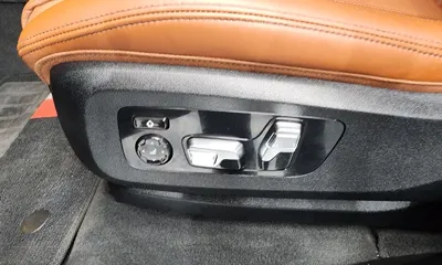 BMW X7 2025, 21468 км, за 89059.32 USD - фото 31