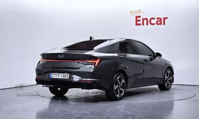 Hyundai Avante 2023, 15834 км, за 12890.01 USD