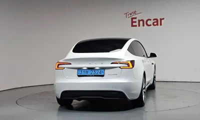 Tesla Model 3 2024, 17611 км, за 33381.83 USD