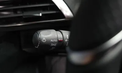 Peugeot 3008 2021, 78587 км, за 15276.6 USD - фото 36