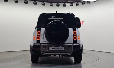 Land Rover Defender 2025, 1428 км, за 64495.15 USD - фото 7