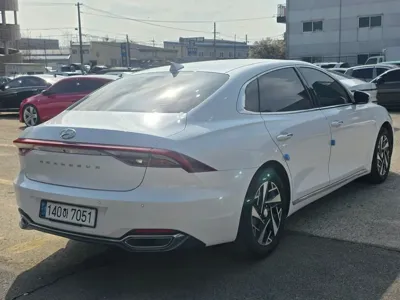 Hyundai Grandeur 2021, 90337 км, за 17067.09 USD - фото 8