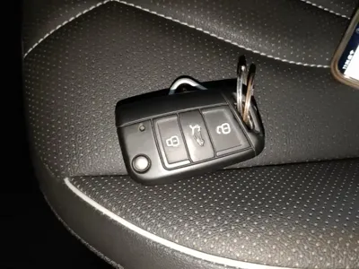 Volkswagen Tiguan L 2022, 39400 км, за 17024.39 USD - фото 9