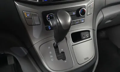 Hyundai Starex 2019, 131365 км, за 8400.07 USD - фото 9