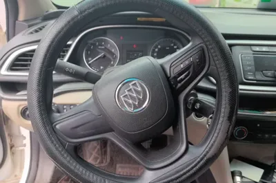 Buick GT 2017, 68600 км, за 4417 USD - фото 10