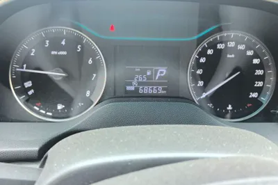 Buick GT 2017, 68600 км, за 4417 USD - фото 12