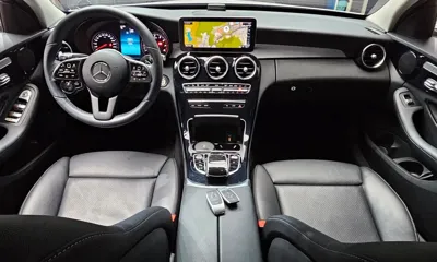 Mercedes-Benz C-Class 2019, 52840 км, за 14267.11 USD - фото 7
