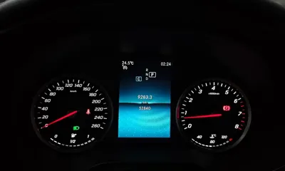 Mercedes-Benz C-Class 2019, 52840 км, за 14267.11 USD - фото 8