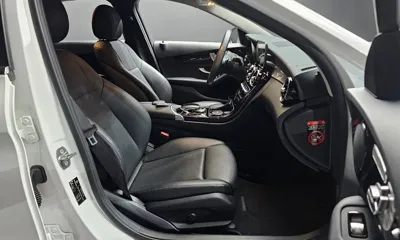 Mercedes-Benz C-Class 2019, 52840 км, за 14267.11 USD - фото 11