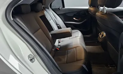Mercedes-Benz C-Class 2019, 52840 км, за 14267.11 USD - фото 12