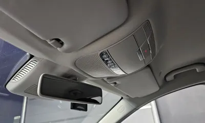 Mercedes-Benz C-Class 2019, 52840 км, за 14267.11 USD - фото 17