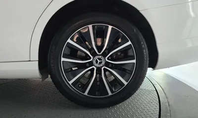 Mercedes-Benz C-Class 2019, 52840 км, за 14267.11 USD - фото 21