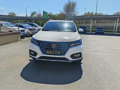 Roewe RX5 2018, 70000 км, за 4679.13 USD