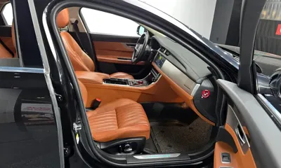 Jaguar XF 2019, 71738 км, за 11655.92 USD - фото 10