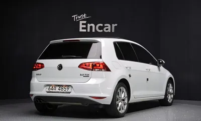 Volkswagen Golf 2014, 57436 км, за 7750.92 USD