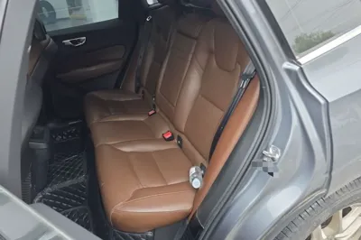 Volvo XC60 2018, 55900 км, за 18444 USD - фото 20