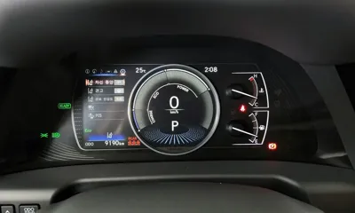 Lexus ES 2026, 9190 км, за 39589.14 USD - фото 8