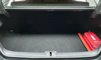Lexus ES 2026, 9190 км, за 39589.14 USD - фото 20