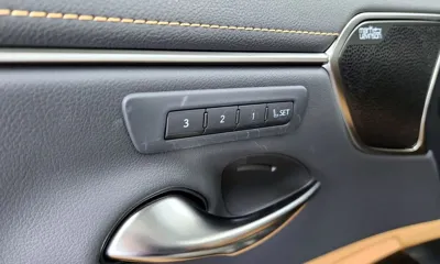 Lexus ES 2026, 9190 км, за 39589.14 USD - фото 28