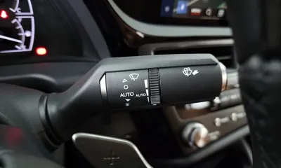 Lexus ES 2026, 9190 км, за 39589.14 USD - фото 30
