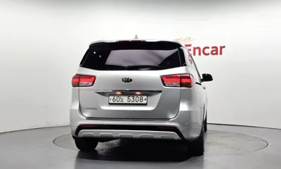 Kia Canival 2015, 117989 км, за 4923.2 USD