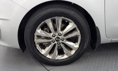 Kia Canival 2015, 117989 км, за 4923.2 USD