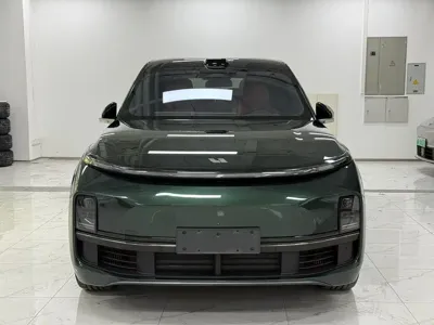Li Auto Li L9 2022, 87000 км, за 33371.92 USD