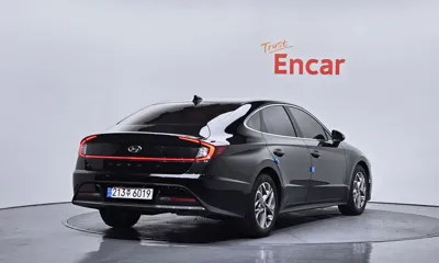 Hyundai Sonata 2021, 80648 км, за 12046.62 USD