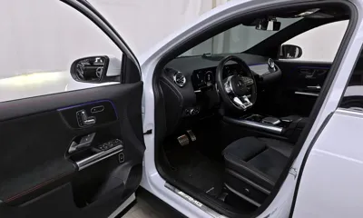 Mercedes-Benz GLA-Class 2023, 34793 км, за 27483.42 USD - фото 10