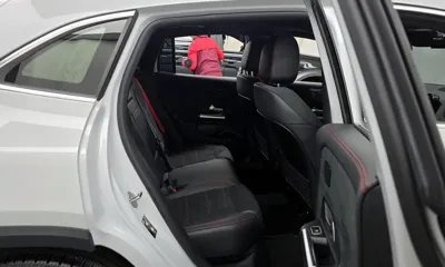 Mercedes-Benz GLA-Class 2023, 34793 км, за 27483.42 USD - фото 12