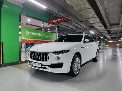 Maserati Levante · 2022 год