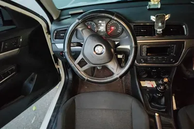 Volkswagen Lavida 2015, 132900 км, за 3731 USD - фото 10