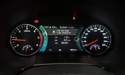 Kia Seltos 2022, 88212 км, за 11826.89 USD - фото 8