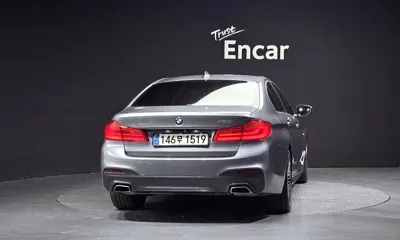 BMW 5-Series 2019, 90443 км, за 16607.59 USD