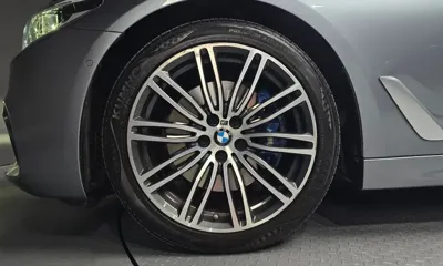 BMW 5-Series 2019, 90443 км, за 16607.59 USD