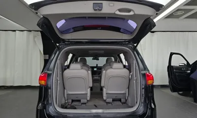 Kia Canival 2016, 166749 км, за 5665.17 USD - фото 20