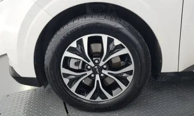 Kia Canival 2023, 53346 км, за 17001.44 USD