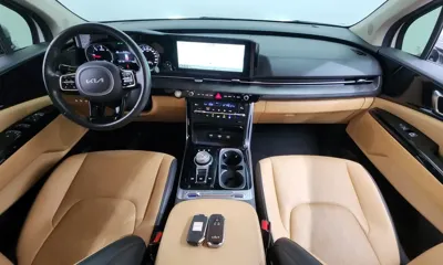 Kia Canival 2023, 53346 км, за 17001.44 USD - фото 7