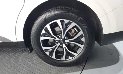 Kia Canival 2023, 53346 км, за 17001.44 USD - фото 21