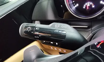Kia Canival 2023, 53346 км, за 17001.44 USD - фото 35